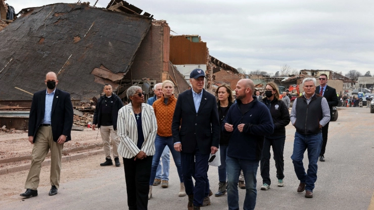 joe biden tornados kentucky