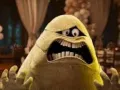 La Momia en las películas clásicas (como la versión de 1932 con Boris Karloff) es una figura que representa el misterio y el terror, a menudo vinculada con antiguas maldiciones egipcias.