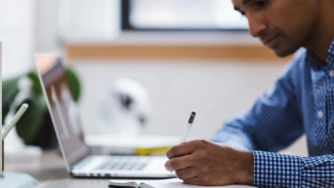 ¿Buscas empleo? Así puedes identificar las ofertas de trabajo falsas