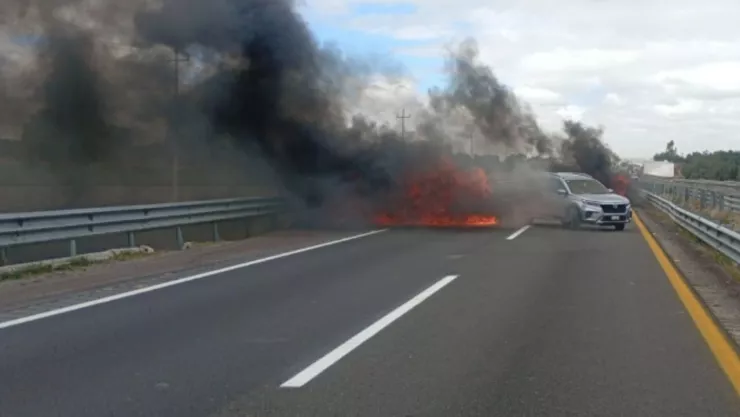 ¿Hay tránsito en la autopista Puebla–Orizaba hoy domingo?: Situación tras bloqueos e incendios