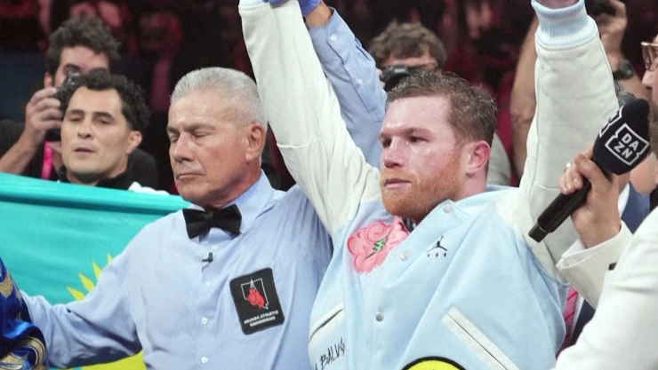 “Canelo” Álvarez se queda con la trilogía; vence a Golovkin por decisión unánime.