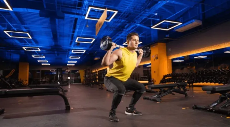 bajar-peso-rango-movimiento-gimnasio.jpg