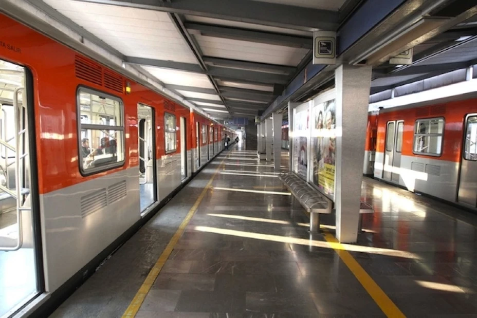 LA estación Zóclao cerró desde las 9:00 horas de este jueves