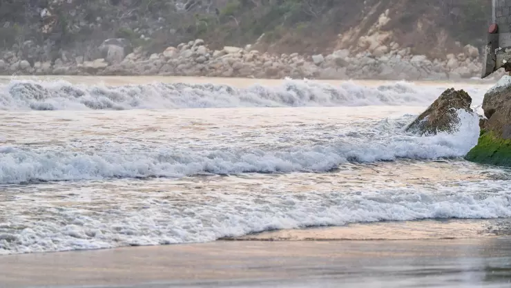 Oleaje elevado pronóstico en el Pacífico