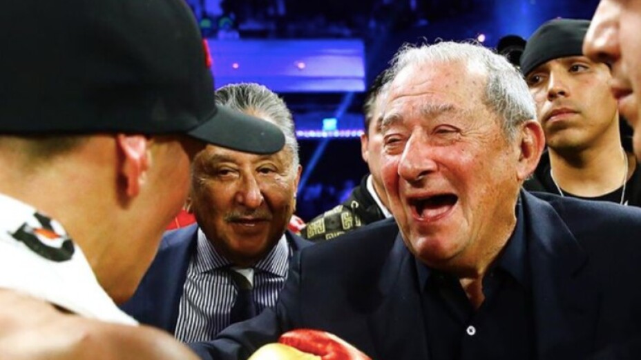 Oscar Valdez podría pelear contra Robson Conceicao