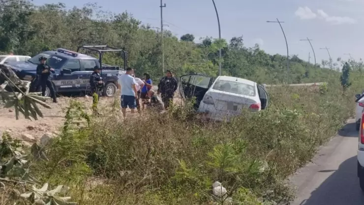 ÚLTIMA HORA_ Se reporta persona lesionada por aparatoso accidente en Av. Huayacán de Cancún.jpg