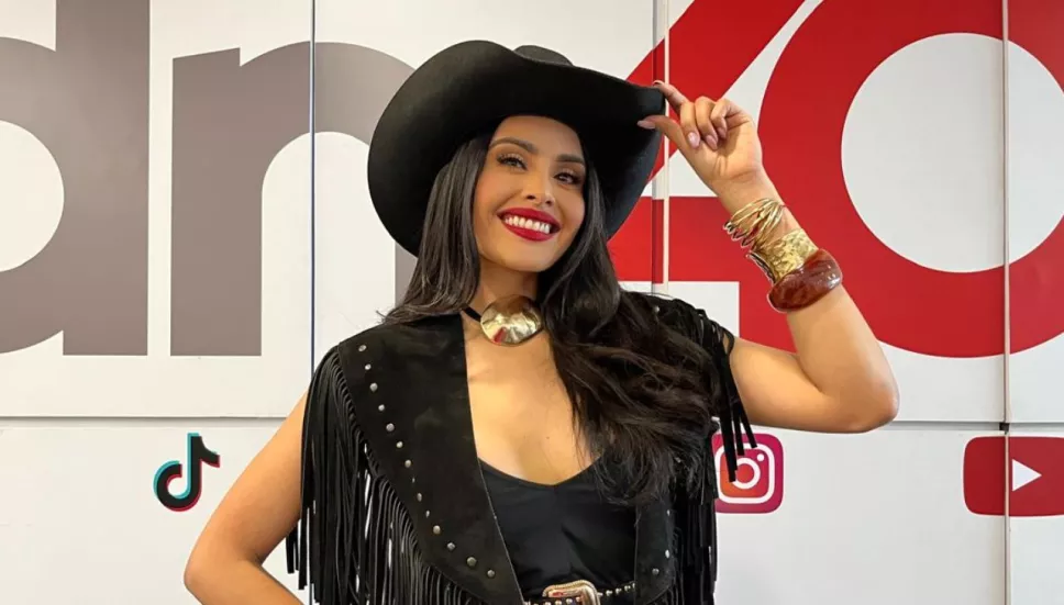 Kristal Silva La Granja VIP.jpg