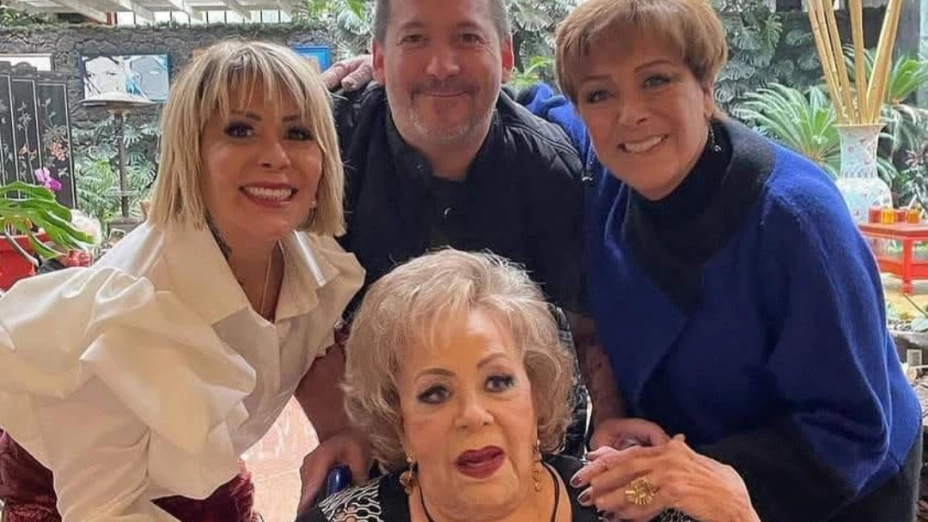 Silvia Pinal triste al saber que Apolo no es nieto