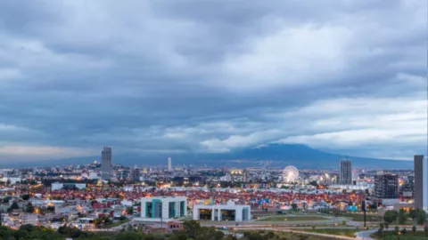 Así estará el clima en Puebla hoy 3 de marzo de 2026: Radiación UV extremadamente alta