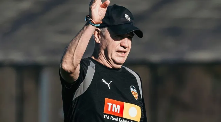 valencia-vs-villarreal-hora-vivo-javier-aguirre-laliga.jpg