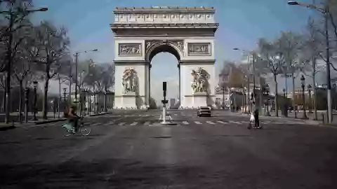 arco de triunfo alerta bomba.jpg