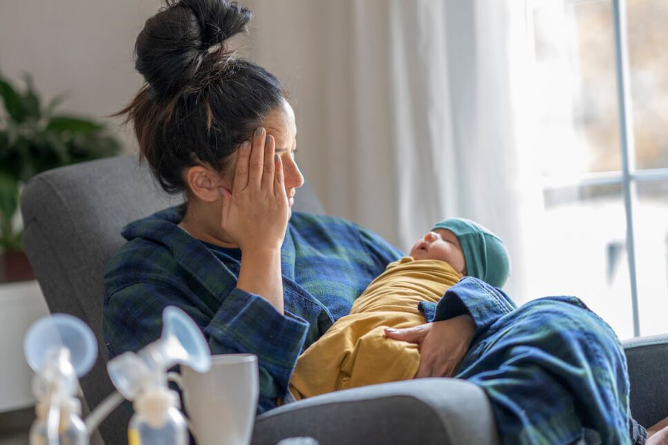 mujer con depresion postparto