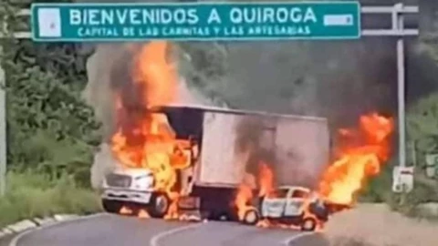 Enfrentamiento deja un muerto y bloqueos en Erongarícuaro, Michoacán