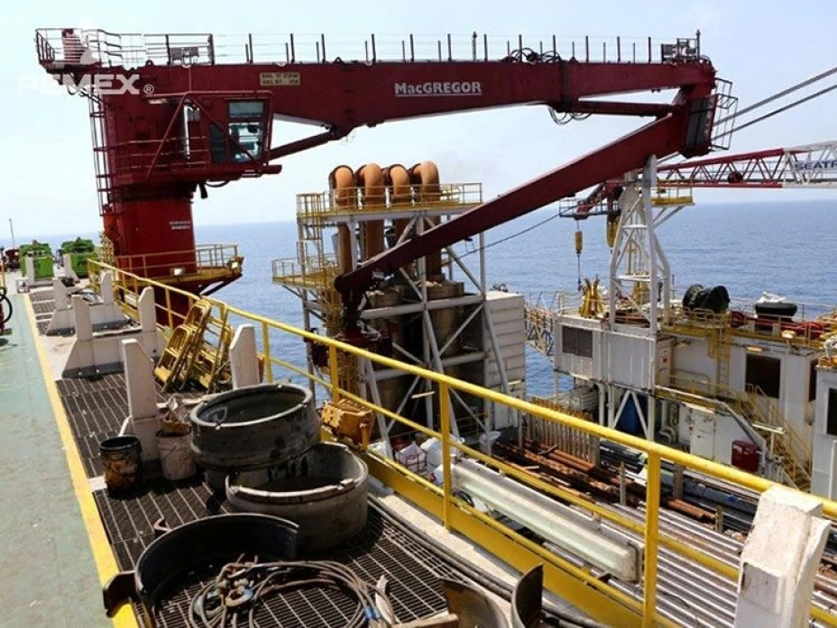 El precio de la mezcla mexicana se ubica en su jornada más baja desde 2009