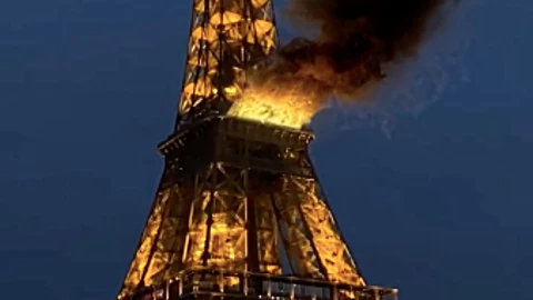 Torre Eiffel se había incendiado