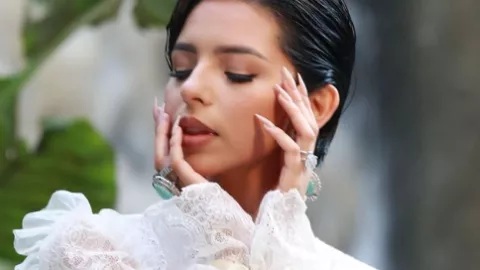 Las INÉDITAS FOTOS de la boda de Ángela Aguilar y Christian Nodal reveladas en Instagram