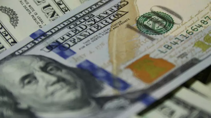 Así quedó el precio del dólar hoy 5 de diciembre de 2024 al CIERRE del día