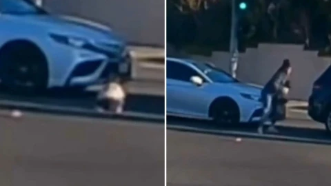 Bebé sale disparado de un auto