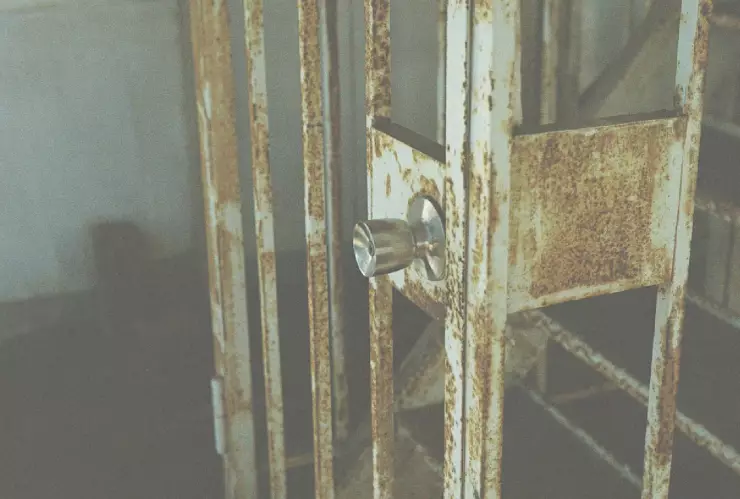 Por el presunto abuso contra una joven de 15 años, detienen a un empleado de pizzería