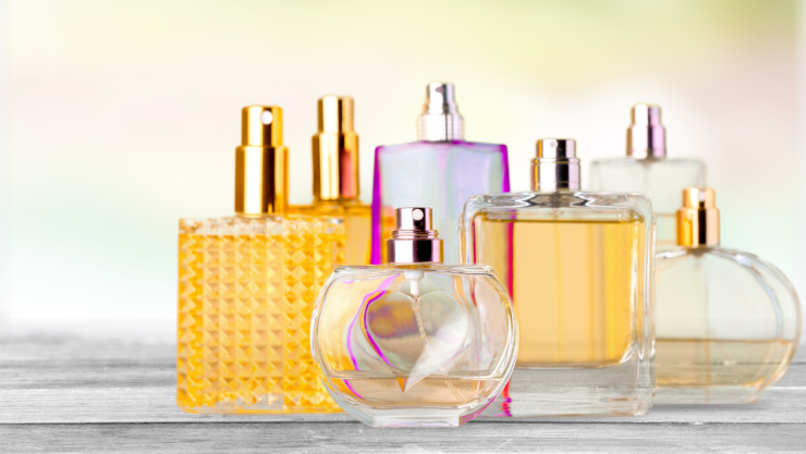 Los 10 mejores perfumes para mujer dulces y frescos que son atemporales, según Oprah