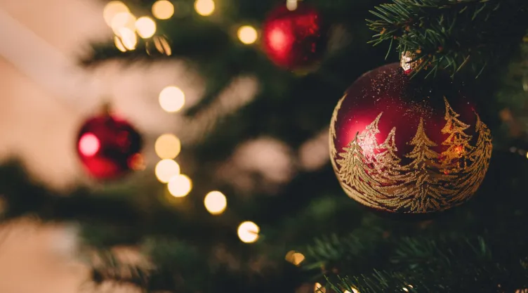 Navidad 2024 El material más económico para usar en esferas y adornos navideños