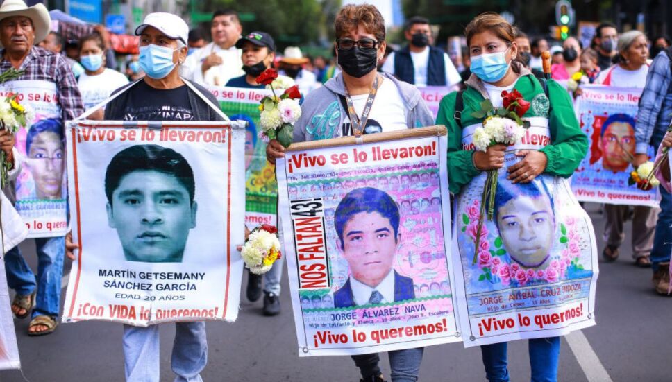 Ayotzinapa 9 años: Padres de los 43 normalistas se reúnen con titular de la Segob