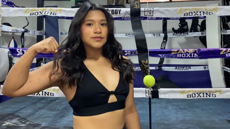 DEBUT XOCHITL SOMBRA.png