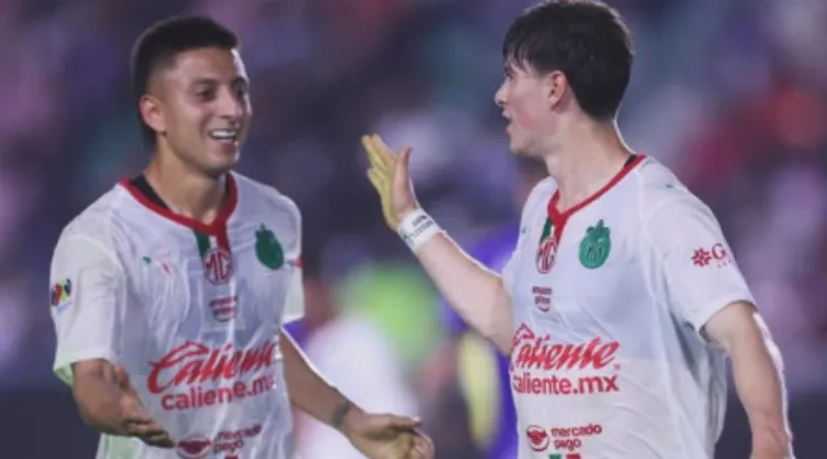 3-futbolistas-chivas-interesan-copenhague.jpg