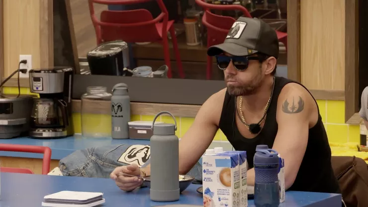 la granja vip eleazar gomez