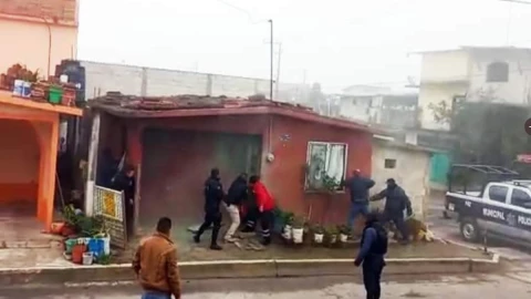 hombre intenta matar a sus hijos en tlatlauquitepec