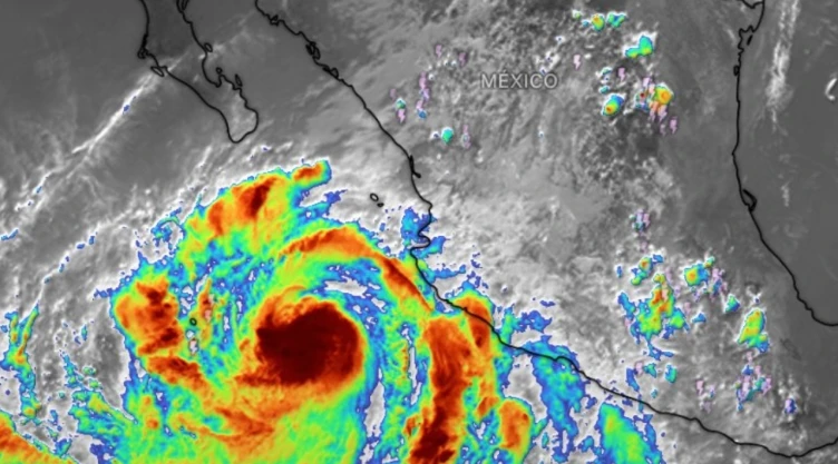 Estados Unidos alerta a sus ciudadanos por presencia del huracán Rachel en México