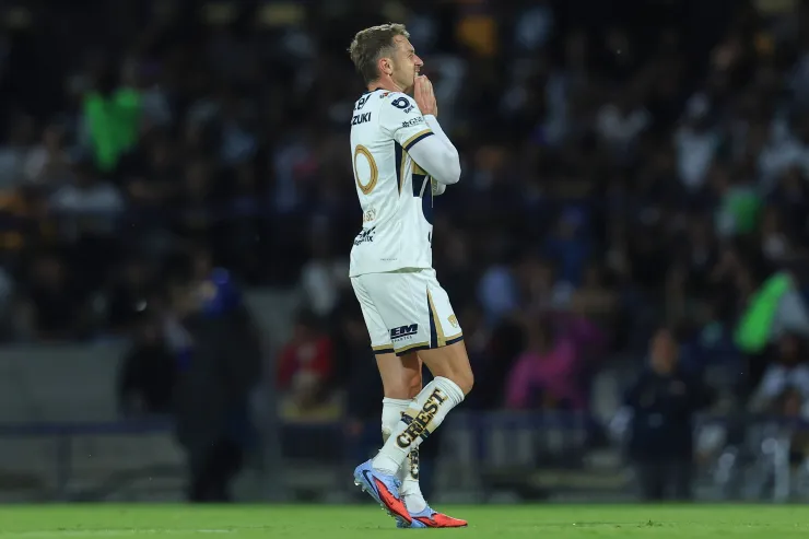 Aaron Ramsey falla penal Pumas Tigres Liga MX