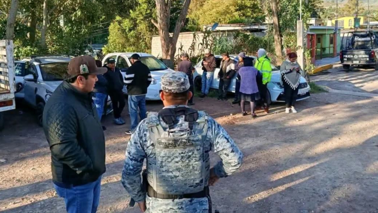 Retienen a comerciantes