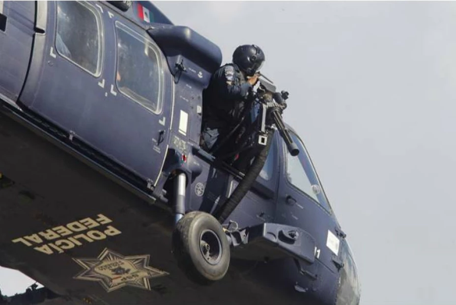 Los acontecimientos de Iguala, aunados a la prolongada y difícil situación de la economía y a la pérdida de dirección en política exterior, propician un ambiente tenso, de preocupación.