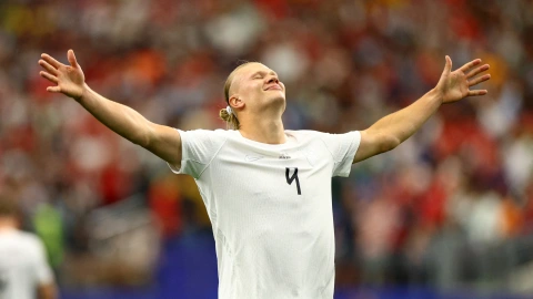 Erling Haaland festeja el pase de Noruega a los octavos de final del Mundial 2026.