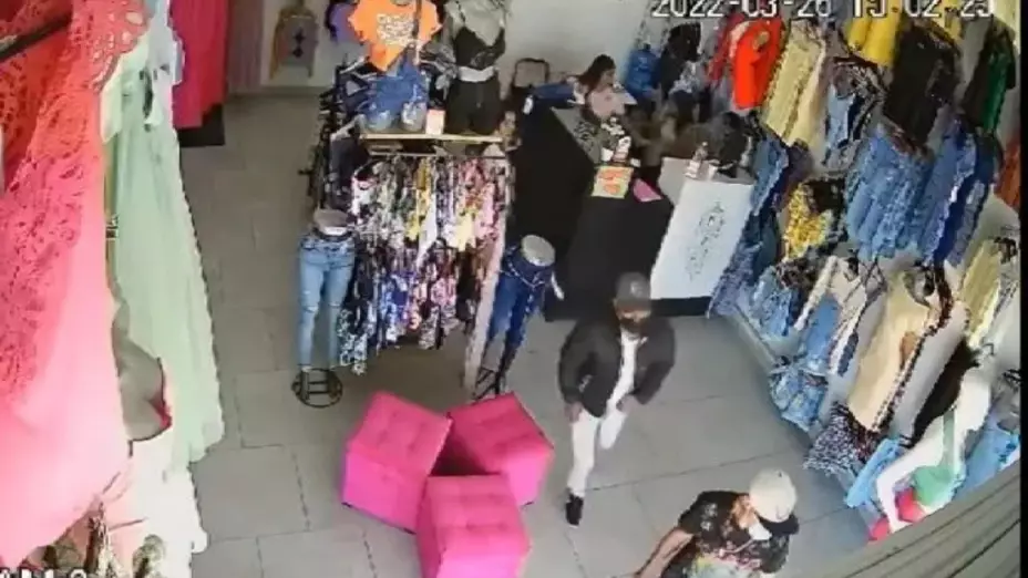 León Guanajuato robo tienda