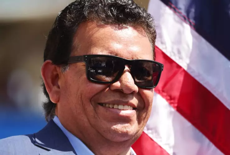 El mexicano Fernando Valenzuela acumuló una fortuna gracias a su paso por el béisbol de Estados Unidos