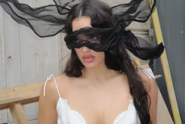 Rosalía revela LUX: una nueva era entre luz, espiritualidad y electrónica