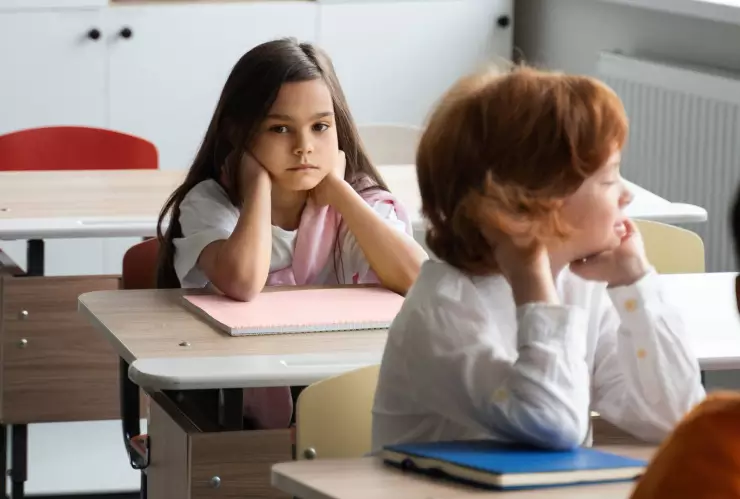 PORTADA HAY CLASES MAÑANA 10.jpg