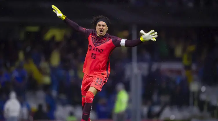Guillermo Ochoa América