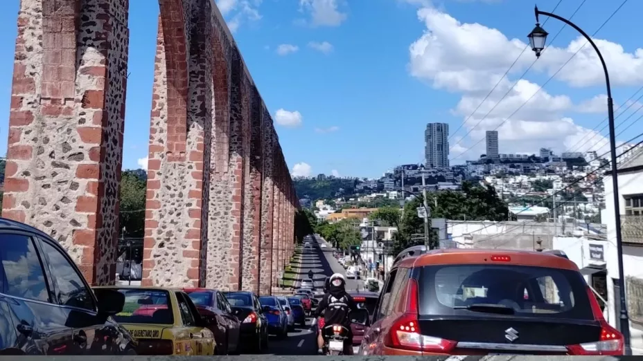 Tráfico en QRO.jpg