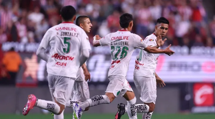 chivas-dos-bajas-partido-vs-cruz-azul.jpg