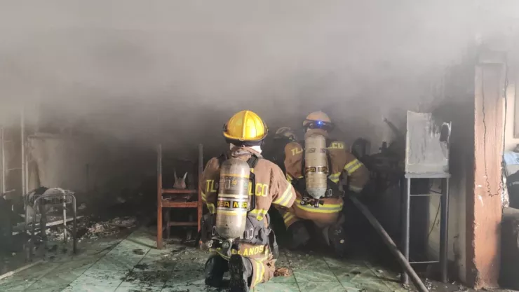 Incendio en Tlajomulco: Dos lesionados por explosión de tanque de gas