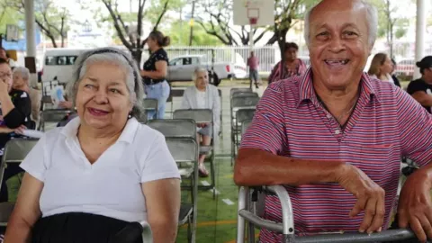 Pensión Bienestar: ¿Quiénes recibirán su tarjeta en la primera quincena de septiembre?