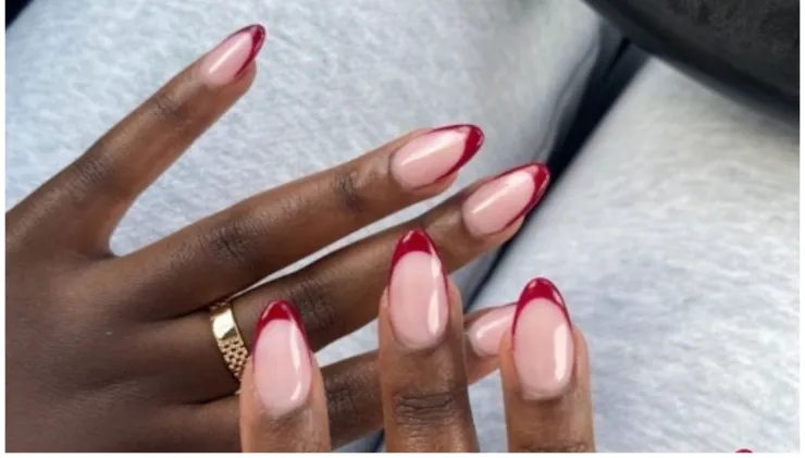 uñas vino tinto francesas