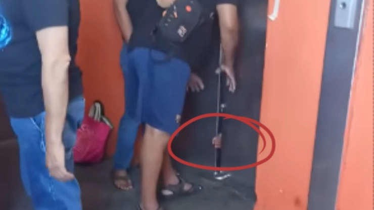 VIDEO: Momentos de TERROR viven niños atrapados en un elevador de Campeche; ¿ya fueron rescatados?