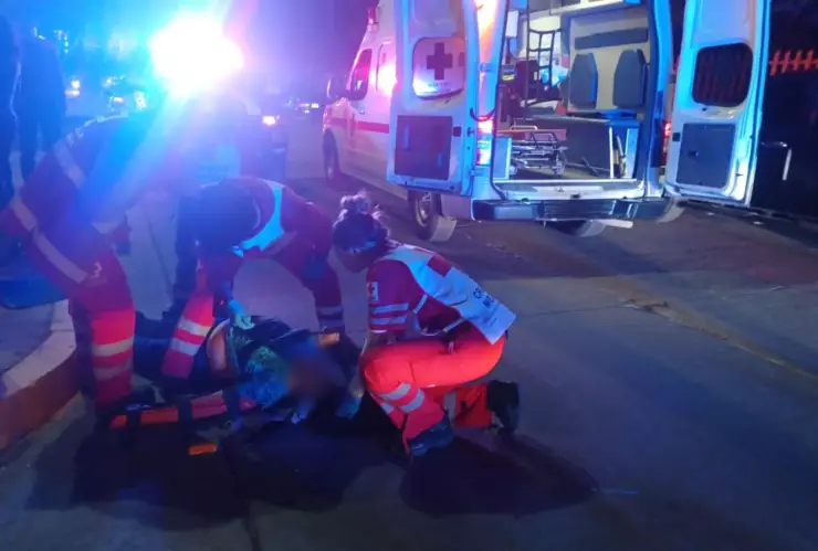 Mujer atropellada en la colonia Las Palmas, en Guasave