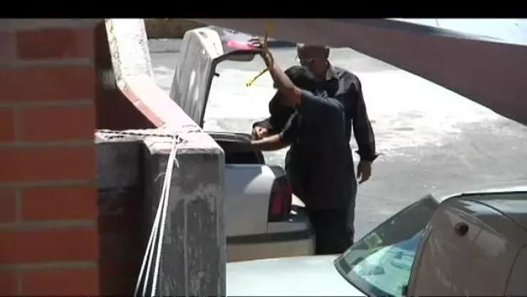 Taller mecánico en unidad habitacional de Cuautitlan Izcalli