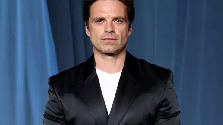 sebastian stan sera harvey dent dos caras batman