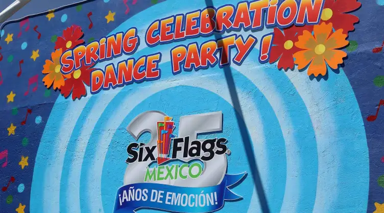 Six Flags México está de fiesta: Cumple 25 años de emoción y magia